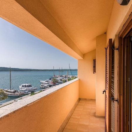 Apartments Celeste クリムノ エクステリア 写真
